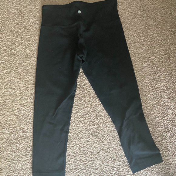 Lululemon Athletica Black Wunderunder Cropped Tights - Picture 2 of 2